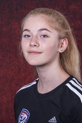 Schuttovits Kamilla