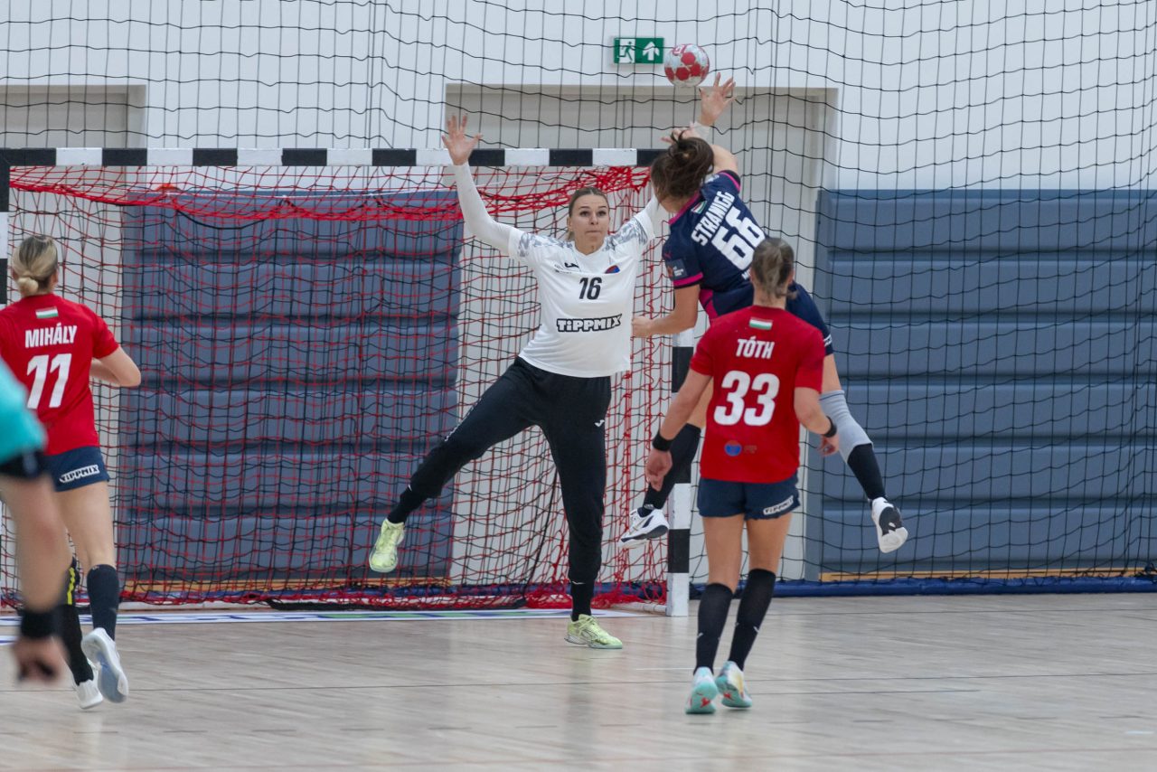 Vasas SC - Motherson MKC-14