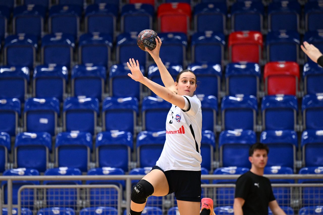 Újabb tehetséget igazoltunk: Fehér Luca az mKC játékosa