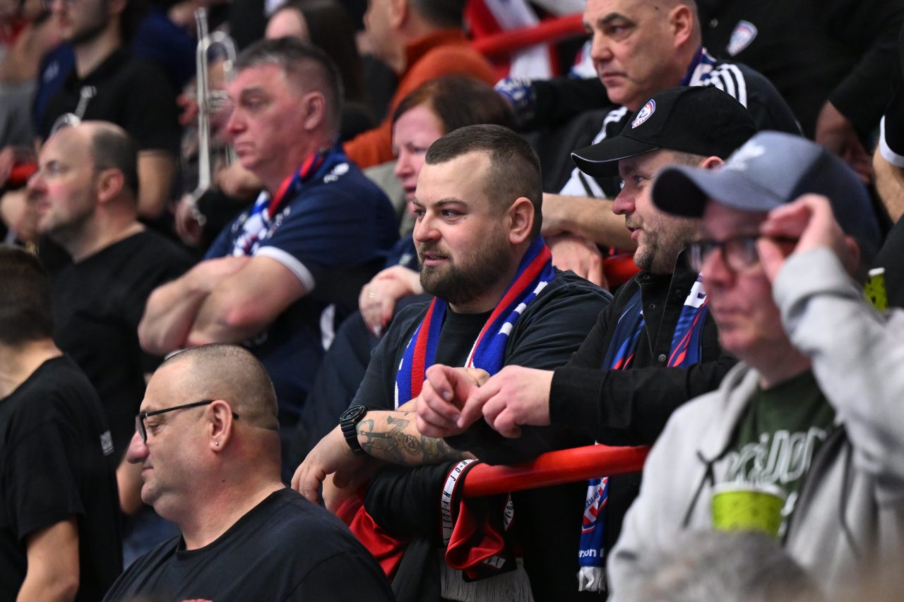 Összefogással a csapat mögött – ingyenes belépés és szurkolói busz az Európa-liga negyeddöntőre